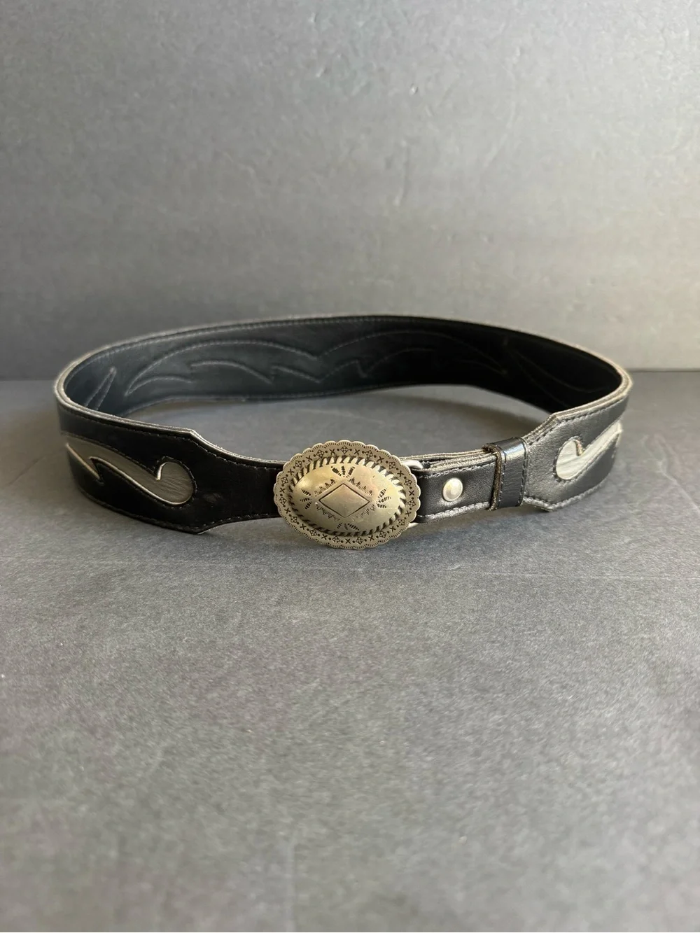 Vintage Western Concho Belt Black Gray Leather Wing Cowgirl Boho Handmade Medium